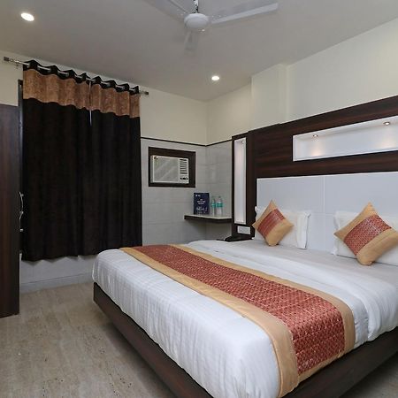 Oyo 11594 Hotel Tvs New Delhi Exteriör bild