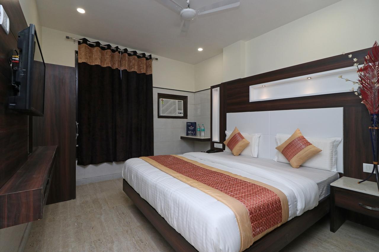 Oyo 11594 Hotel Tvs New Delhi Exteriör bild