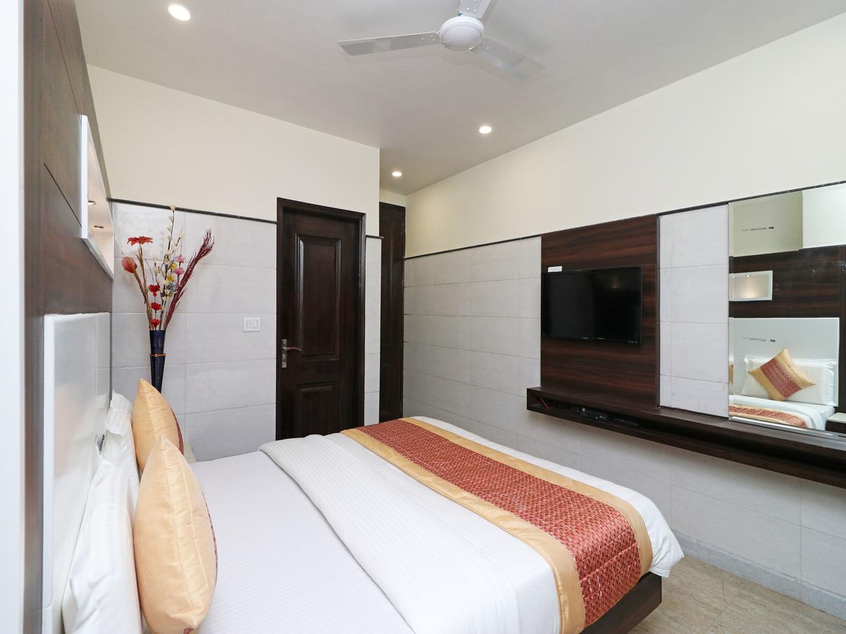 Oyo 11594 Hotel Tvs New Delhi Exteriör bild