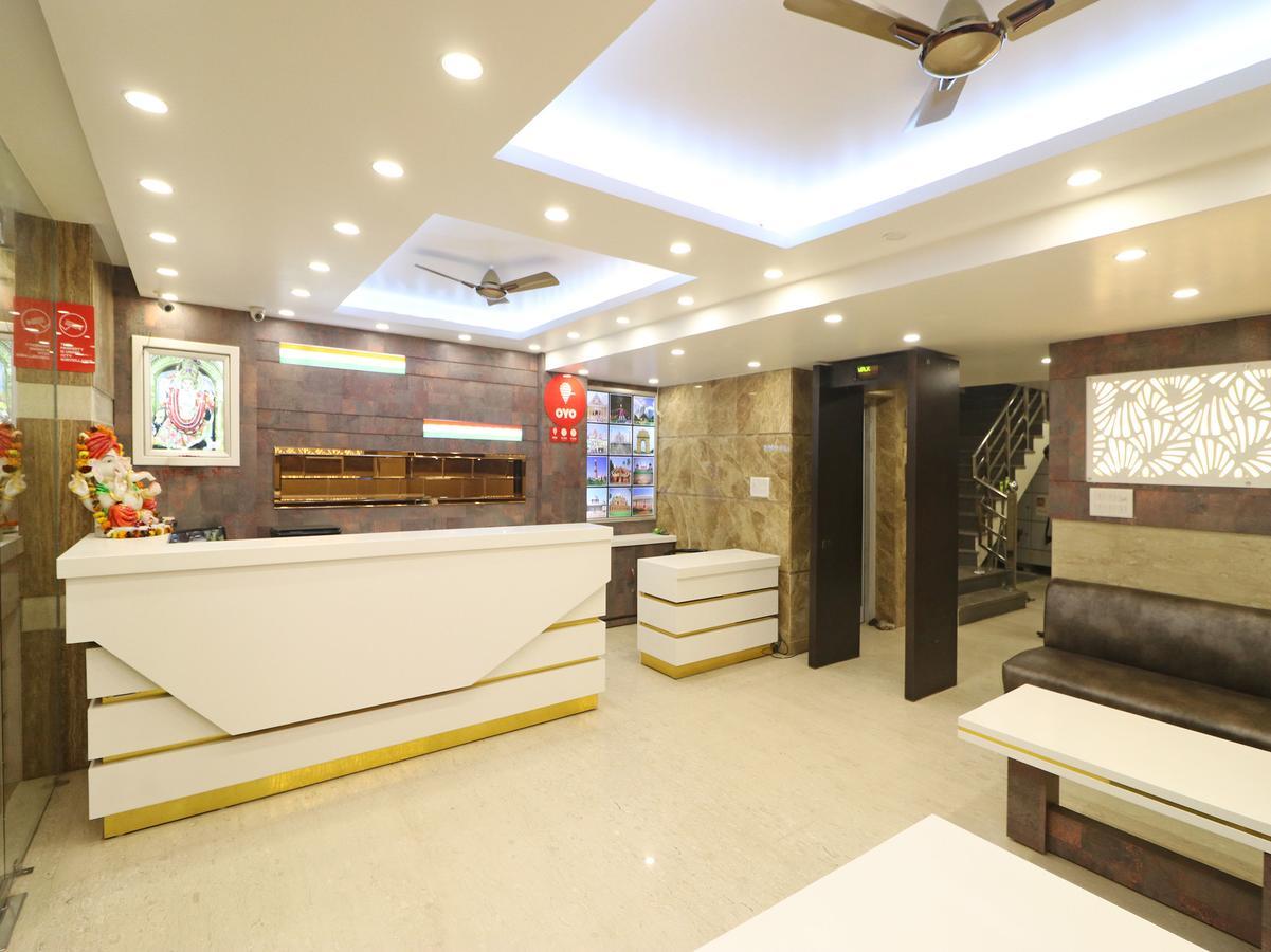 Oyo 11594 Hotel Tvs New Delhi Exteriör bild
